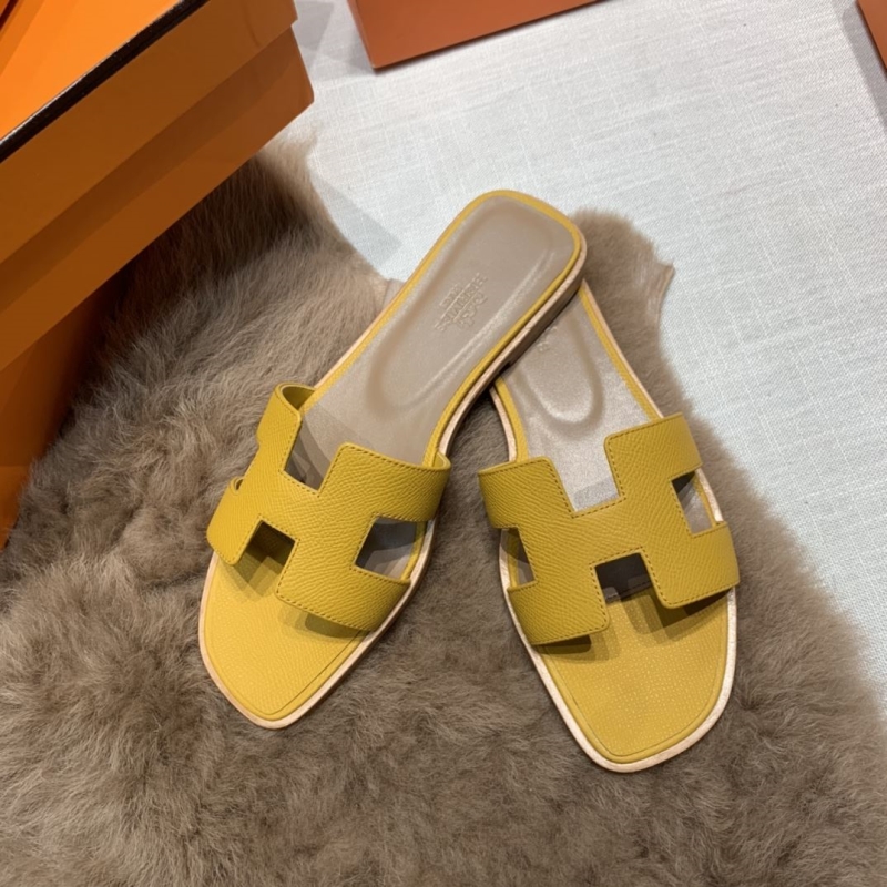 H**mes slippers